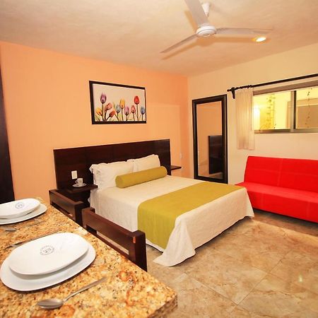 Papagayo Hotel Boutique Playa del Carmen Eksteriør billede A typical hotel room