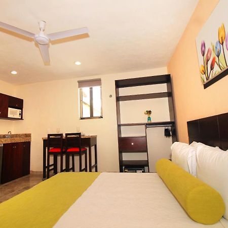 Papagayo Hotel Boutique Playa del Carmen Eksteriør billede A typical studio at the hotel